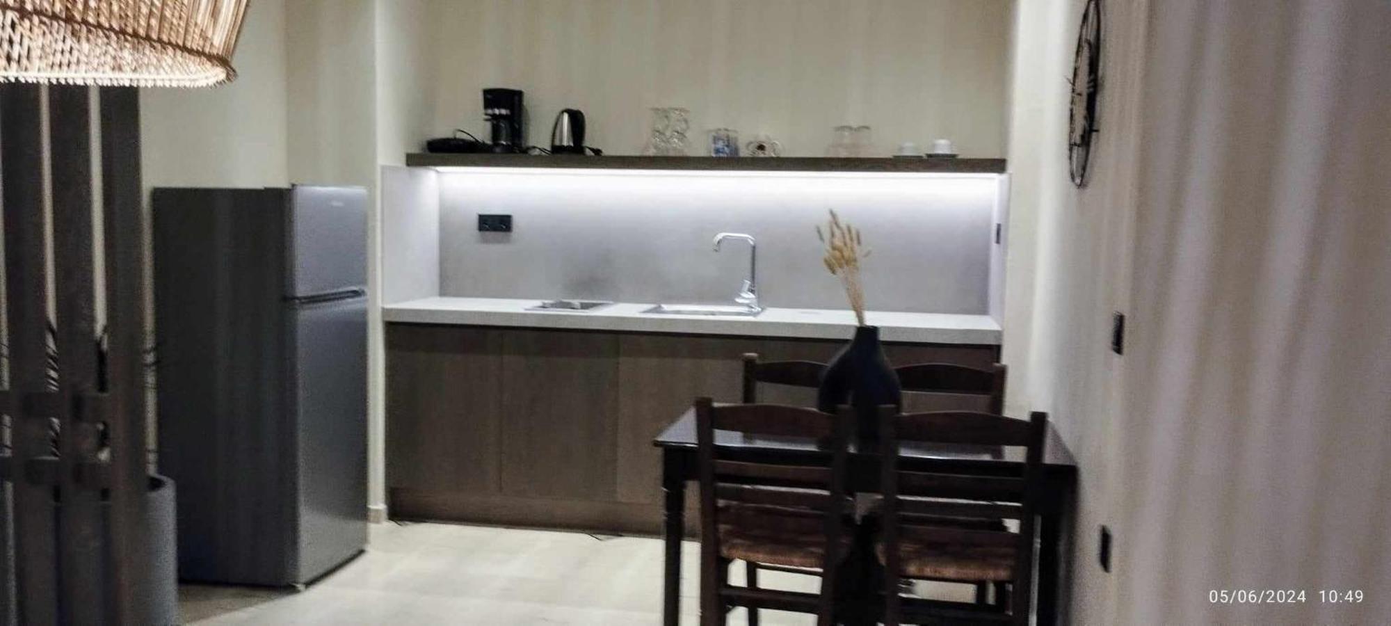 Lofos Apartments Принос Екстериор снимка